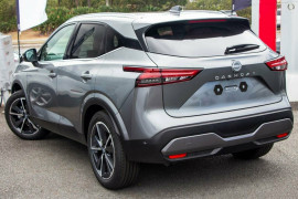 2024 Nissan QASHQAI J12 Ti SUV image 4