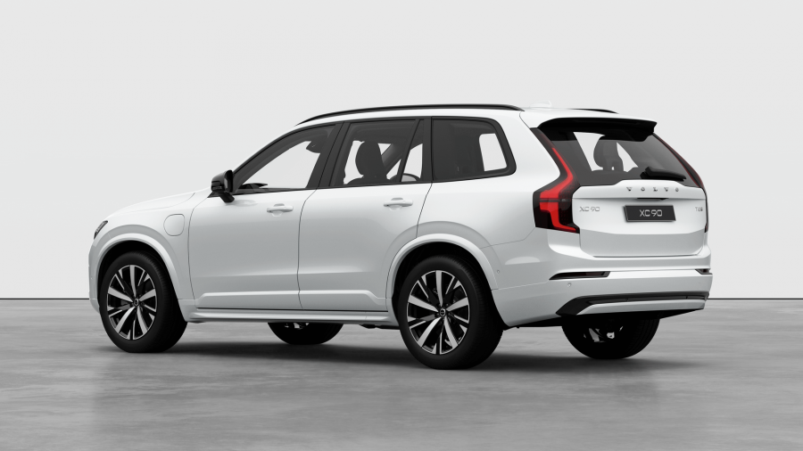 2026 Volvo XC90 L Series Plus T8 Plug-in Hybrid Dark SUV Image 3