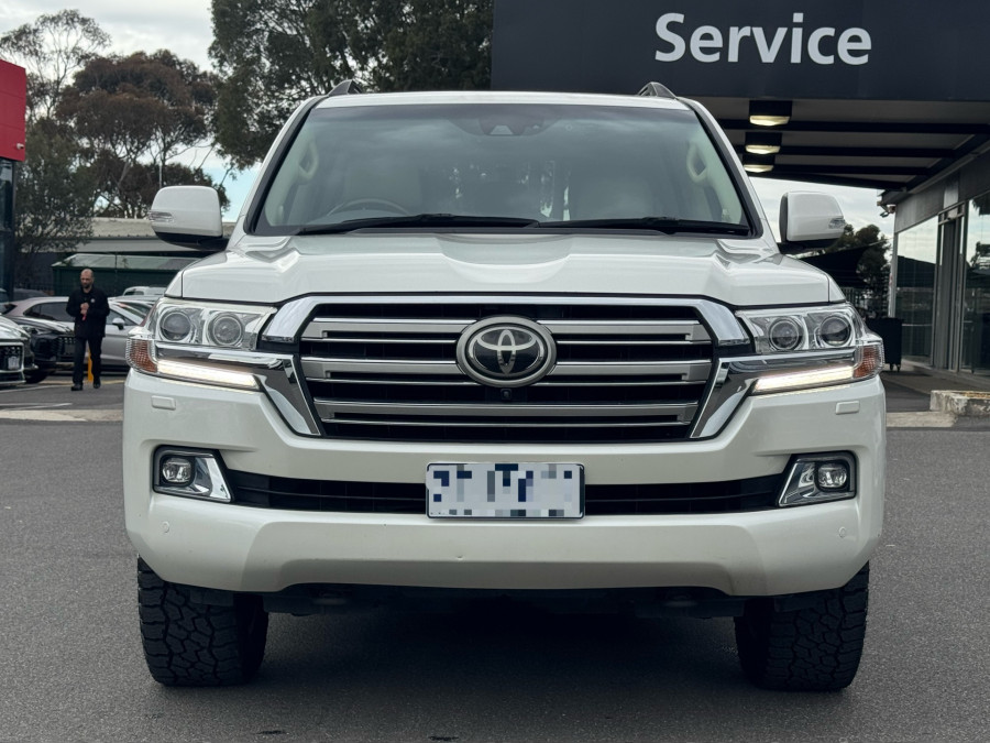 2017 Toyota LandCruiser VDJ200R Sahara SUV Image 2