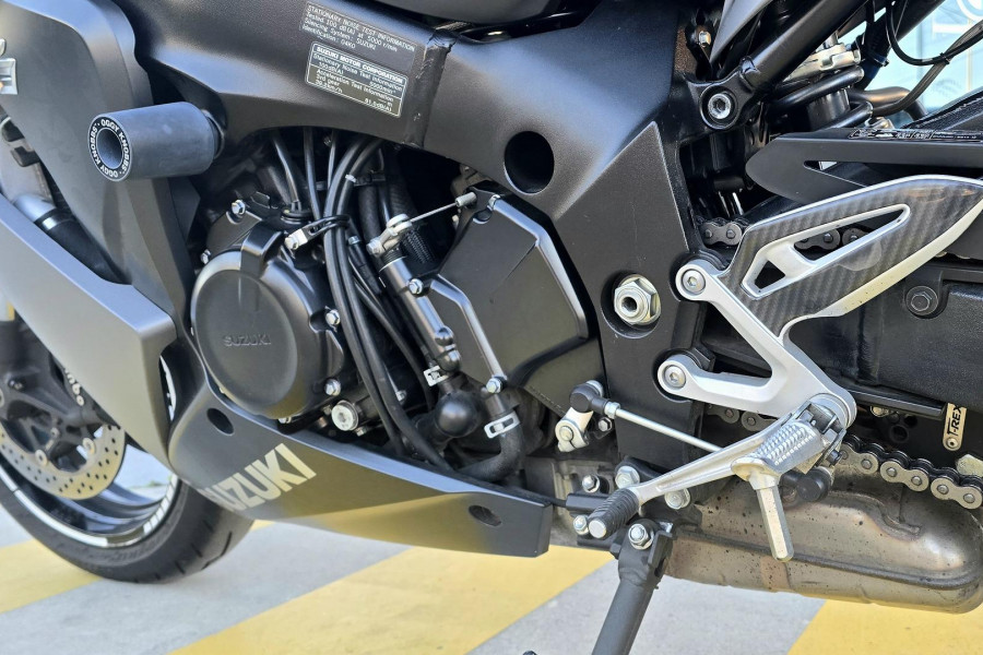 2015 MY16 Suzuki GSX-S1000F GSX-S