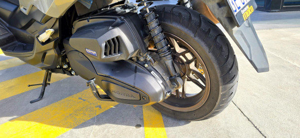 2025 Honda Forza 350 (NSS350) Forza image 21