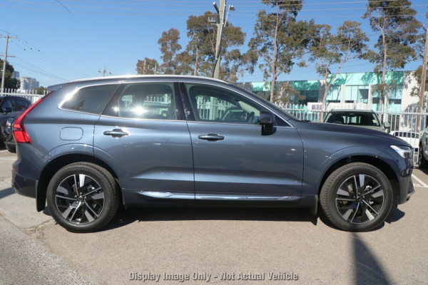 2026 Volvo XC60 UZ Plus B5 Bright SUV Image 16