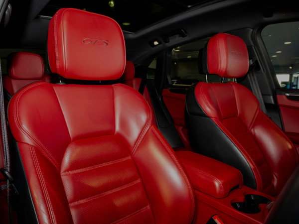 2022 MY23 Porsche Macan 95B GTS SUV image 11