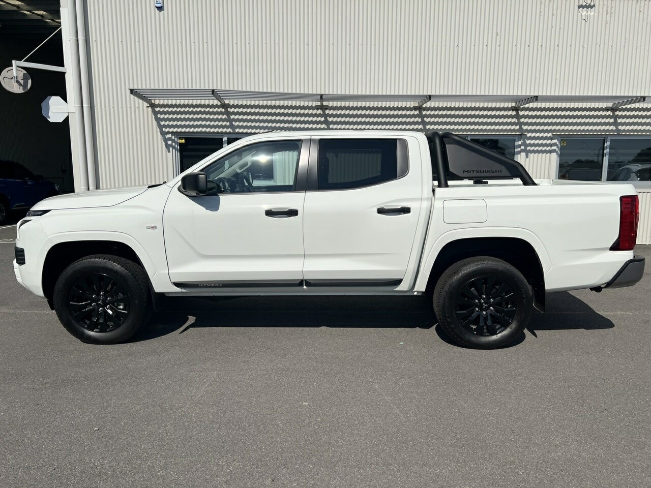 2024 MY24.5 Mitsubishi Triton MV GLX-R Ute Image 9