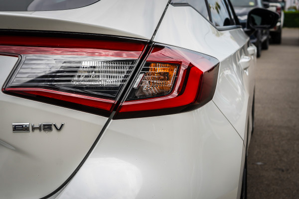 2024 MY25 Honda Civic 11th Gen e:HEV LX Hatch Image 11