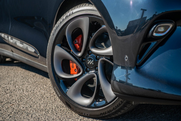 2026 MG IM6 Performance SUV Image 3