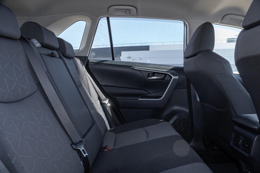 2025 Toyota RAV4 AXAH52R GXL SUV Image 9