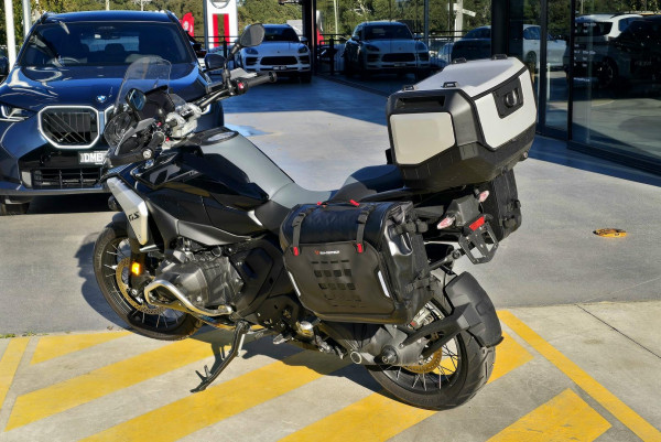 2024 BMW R 1300 GS Triple Black R 1300 image 11
