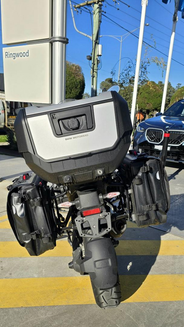 2024 BMW R 1300 GS Triple Black R 1300 image 12