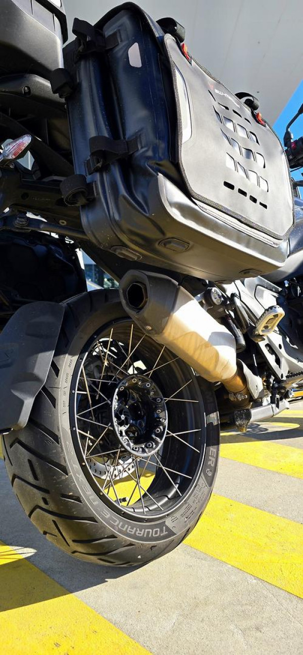 2024 BMW R 1300 GS Triple Black R 1300 image 5
