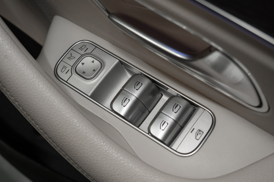 2022 Mercedes-Benz GLS-Class GLS400 d SUV Image 13