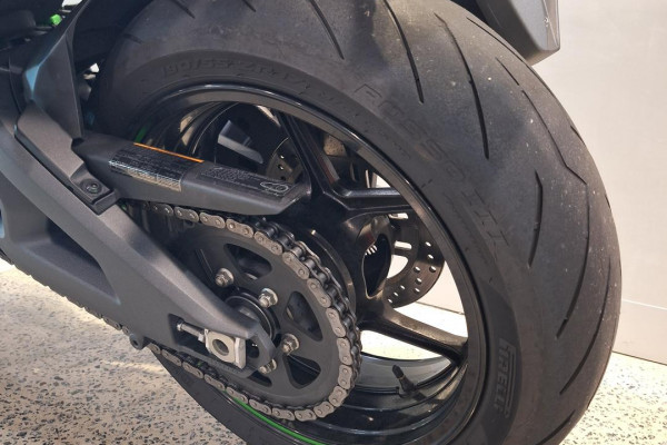 2021 Kawasaki Z H2 H2