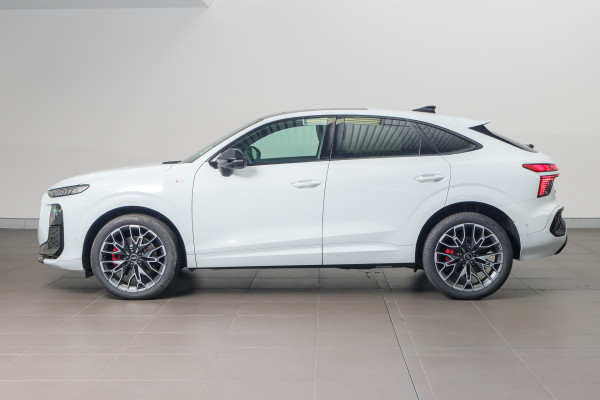 2026 Audi Q3 FJ TFSI 195kW SUV image 3
