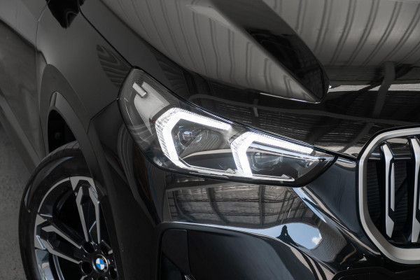 2025 BMW X1 U11 xDrive20i M Sport SUV image 23