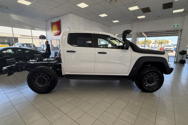 2026 MY26.5 Ford Ranger Super Duty  XLT Cab Chassis Image 8