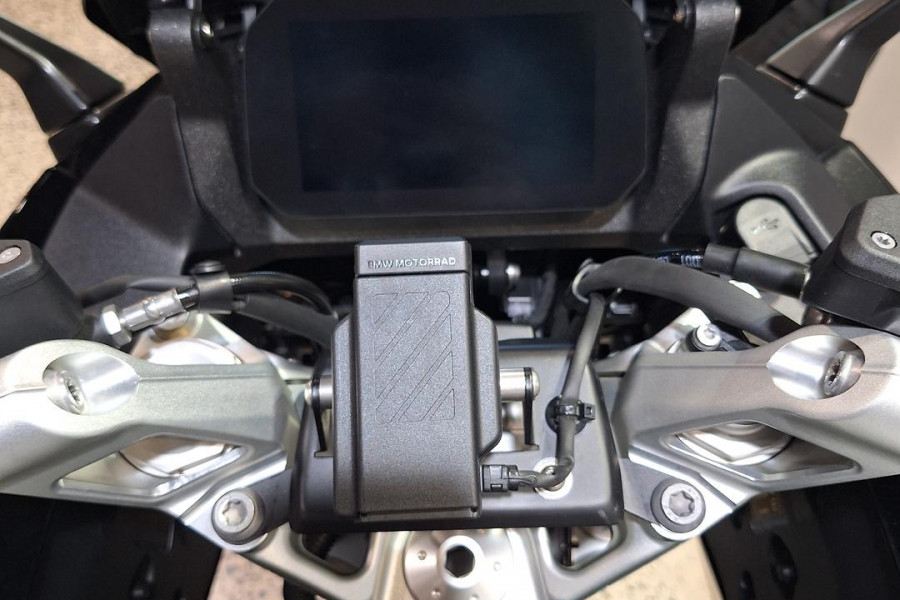 2025 MY26 BMW R 1300 RS Performance R 1300