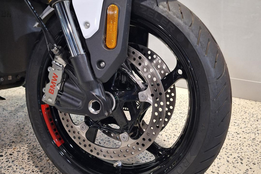 2025 MY26 BMW R 1300 RS Performance R 1300