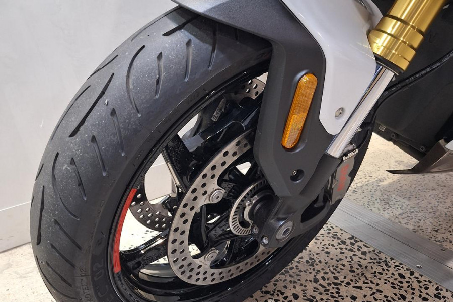 2025 MY26 BMW R 1300 RS Performance R 1300