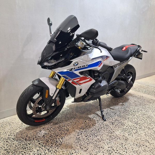 2025 MY26 BMW R 1300 RS Performance R 1300 image 4