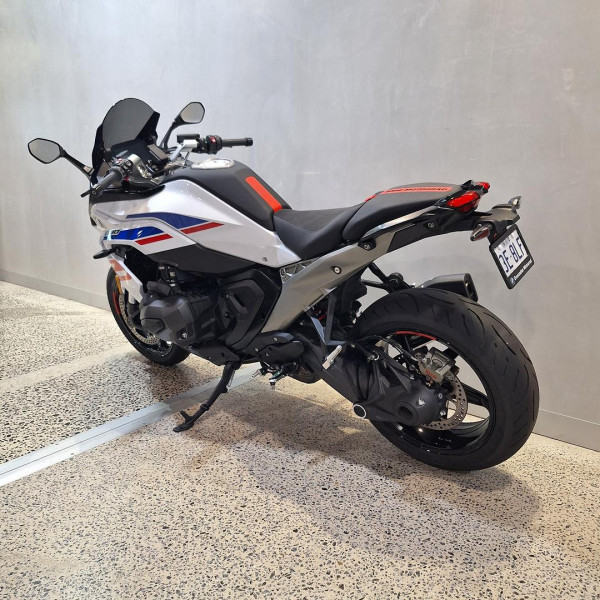 2025 MY26 BMW R 1300 RS Performance R 1300 image 6