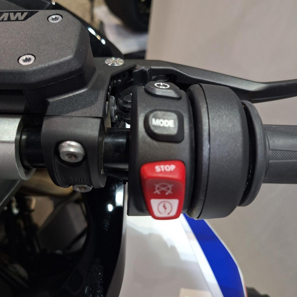 2025 MY26 BMW R 1300 RS Performance R 1300 image 9