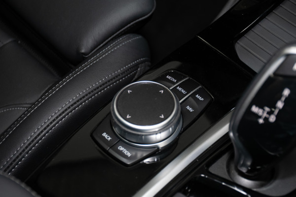 2021 BMW X4 xDrive30i M Sport SUV Image 23