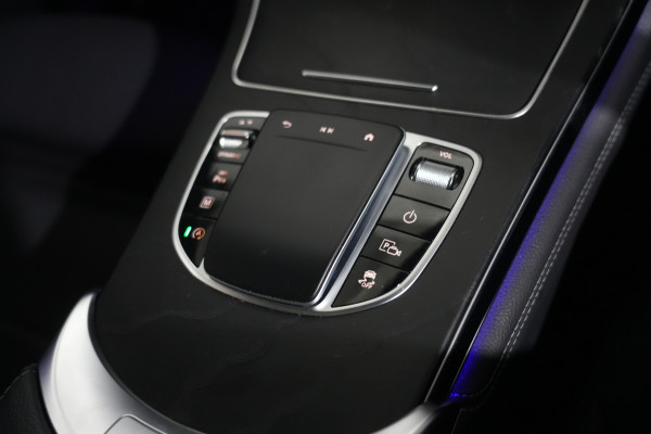 2021 Mercedes-Benz GLC-Class GLC300 SUV Image 16