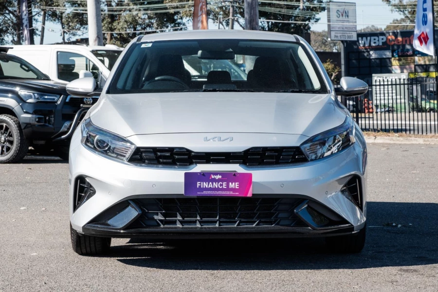 2024 Kia Cerato BD S Hatch Image 4