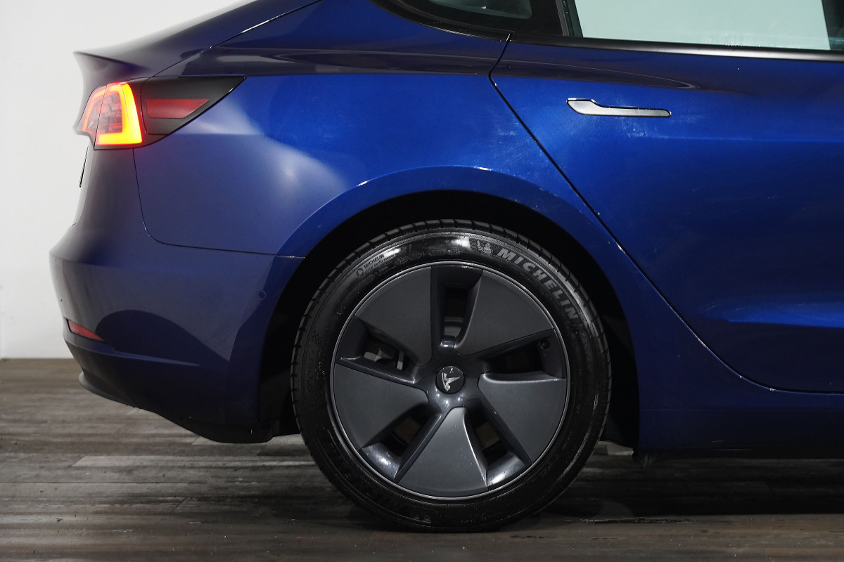 2021 Tesla Model 3 3 Standard Range Plus Rwd Sedan Image 6