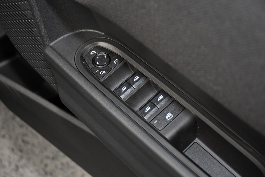 2026 MINI Cooper F65 S Favoured Hatch