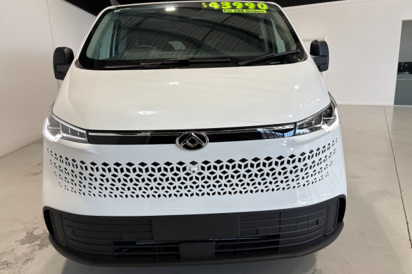 2024 LDV Deliver 7   Van