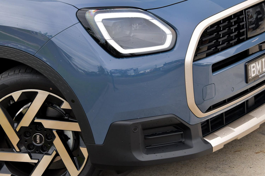 2026 MINI Countryman U25 S Favoured SUV