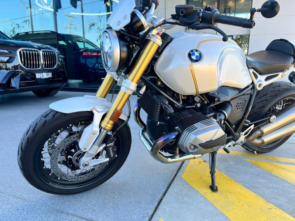 2023 BMW R nine T R nine T image 12