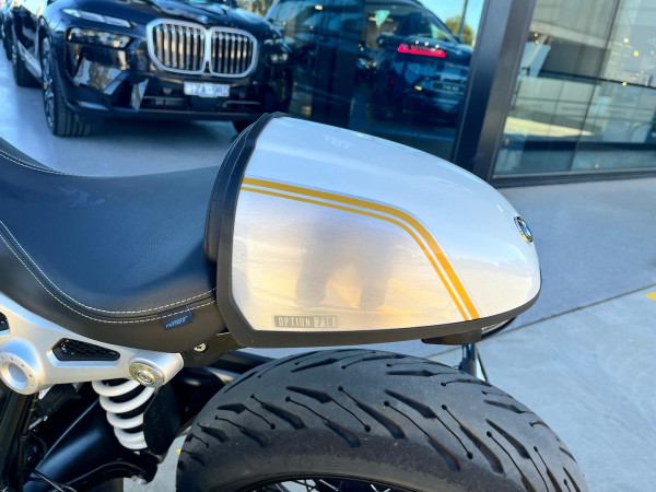 2023 BMW R nine T R nine T image 14