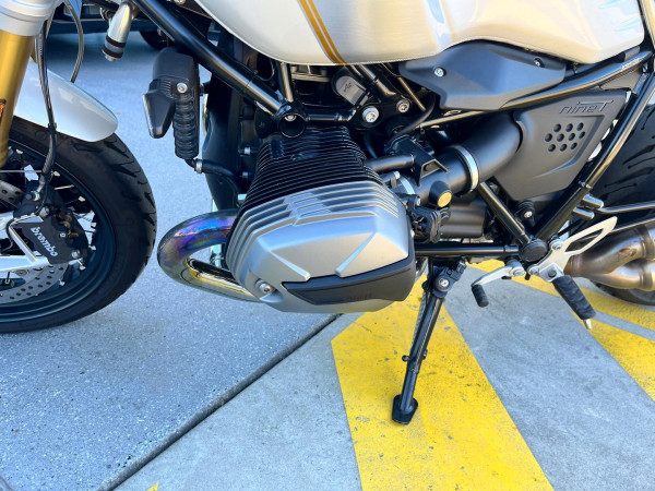 2023 BMW R nine T R nine T image 16