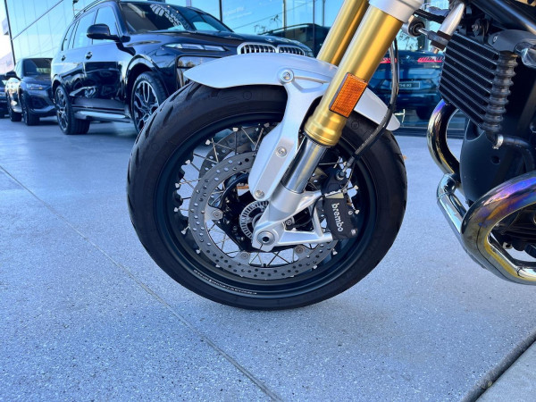 2023 BMW R nine T R nine T image 18