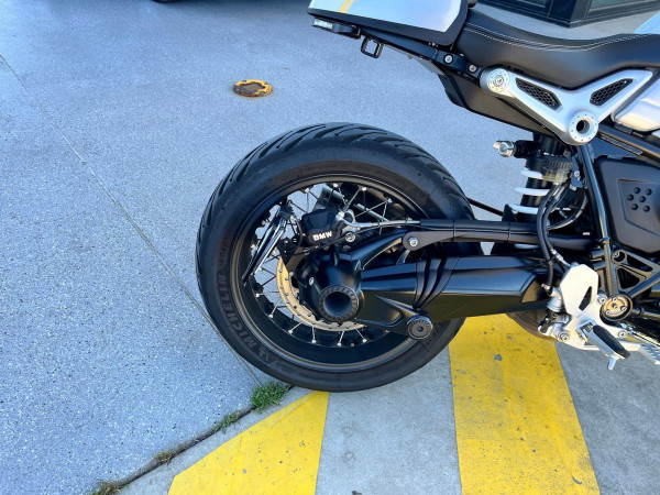 2023 BMW R nine T R nine T image 4