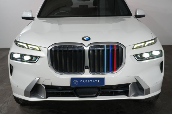 2022 BMW X7 Xdrive40d Design Pure Exc Mhev SUV Image 3
