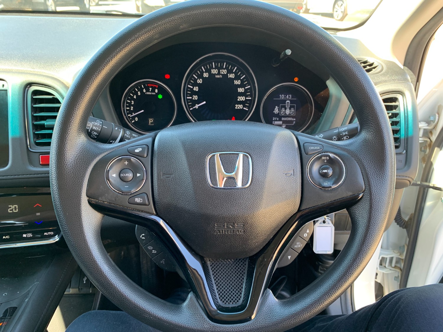 2016 Honda HR-V SUV Image 14