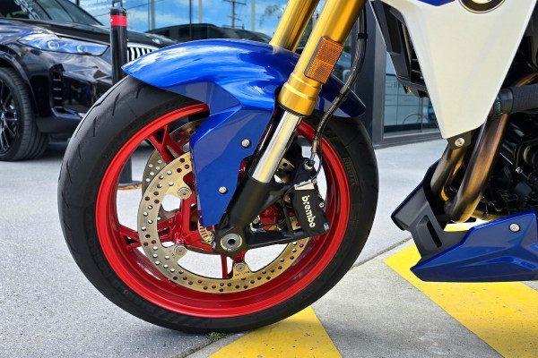 2026 BMW F 900 R Sport F 900