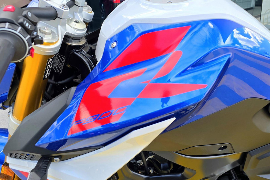 2026 BMW F 900 R Sport F 900
