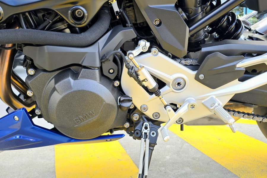 2026 BMW F 900 R Sport F 900