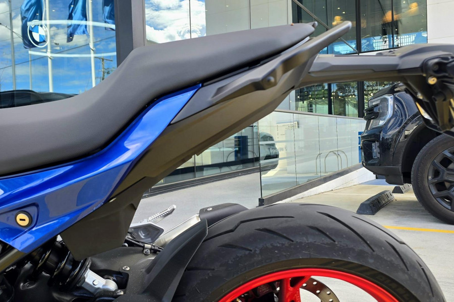 2026 BMW F 900 R Sport F 900