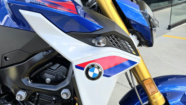2026 BMW F 900 R Sport F 900 image 5