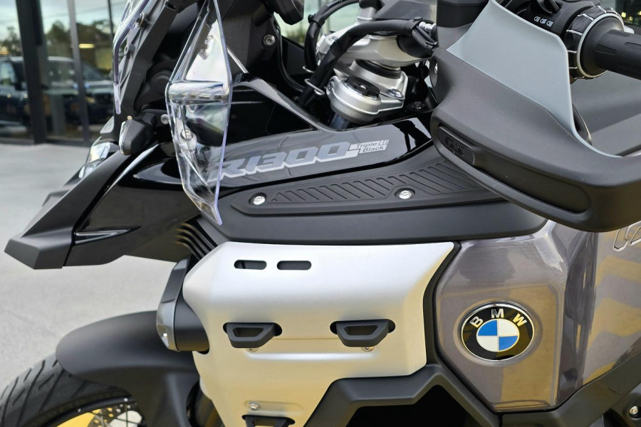 2026 BMW R 1300 GS Adventure Triple Black R 1300