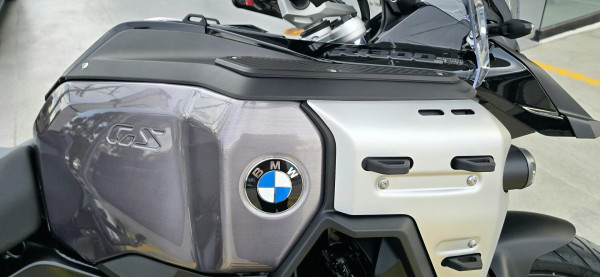 2026 BMW R 1300 GS Adventure Triple Black R 1300 image 5