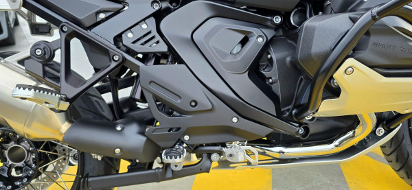 2026 BMW R 1300 GS Adventure Triple Black R 1300 image 6