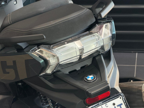 2026 BMW C 400 GT ion C 400 image 12
