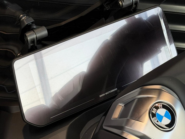 2026 BMW C 400 GT ion C 400 image 9