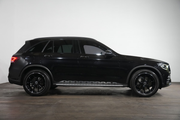 2022 Mercedes-Benz GLC-Class GLC300 SUV image 4